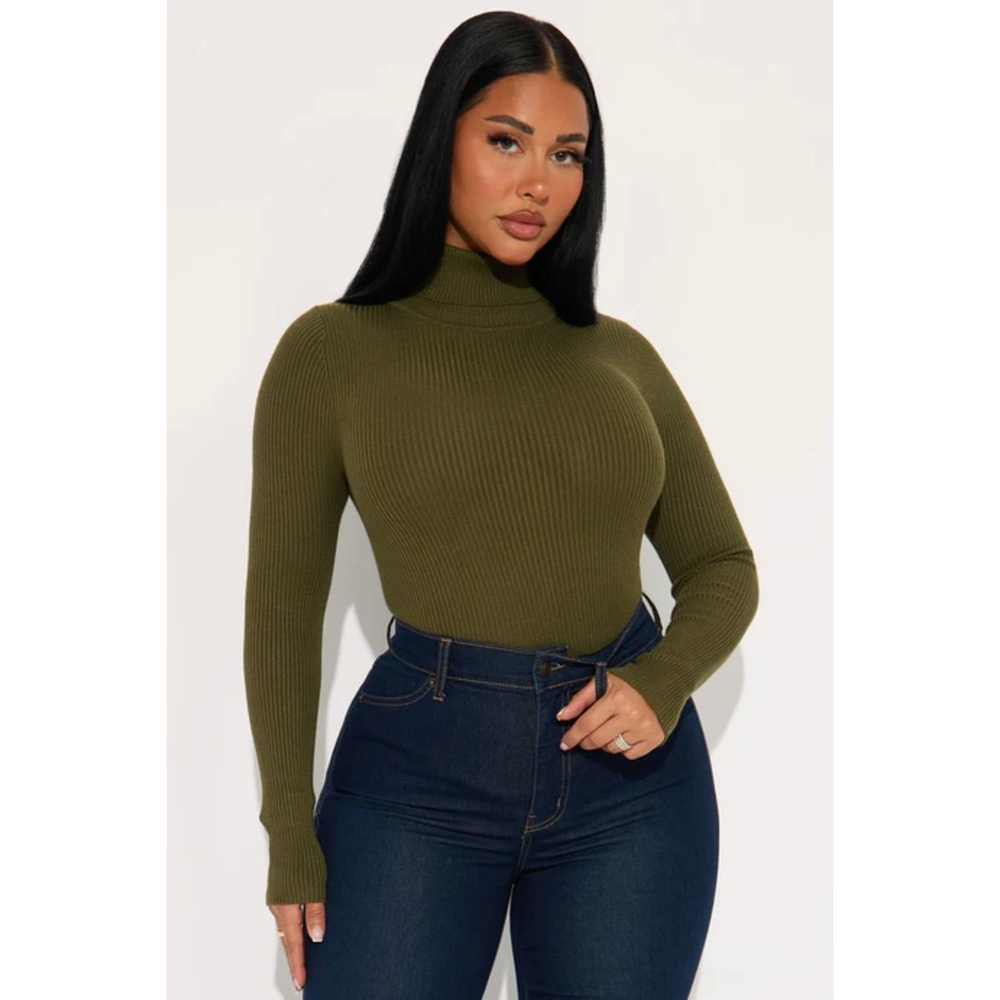 NWT Fashion Nova Olive Green Ribbed Turtleneck Sweater